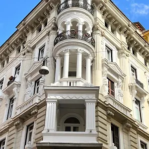 Otel Le Petit Roma
