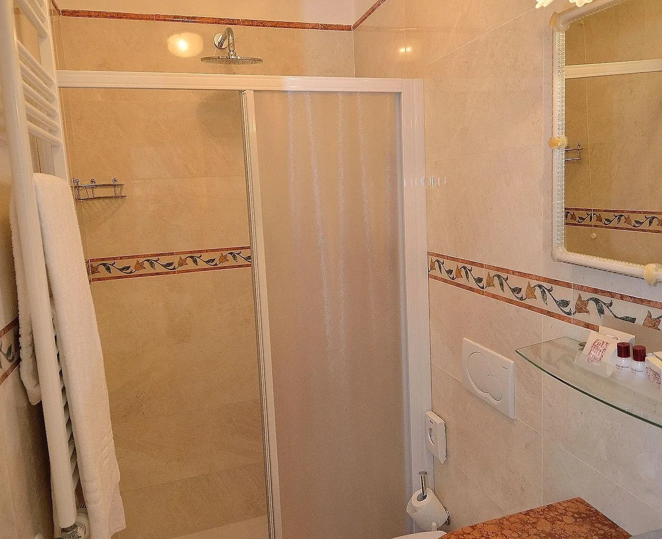 فندق دو برونو البندقية 3*,