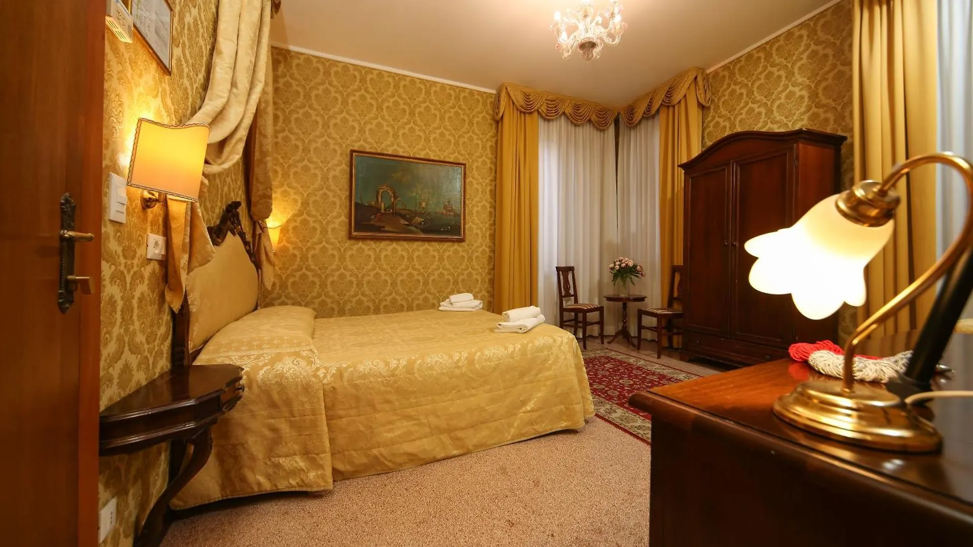 Hotel Da Bruno Venedig 3*,  Italien