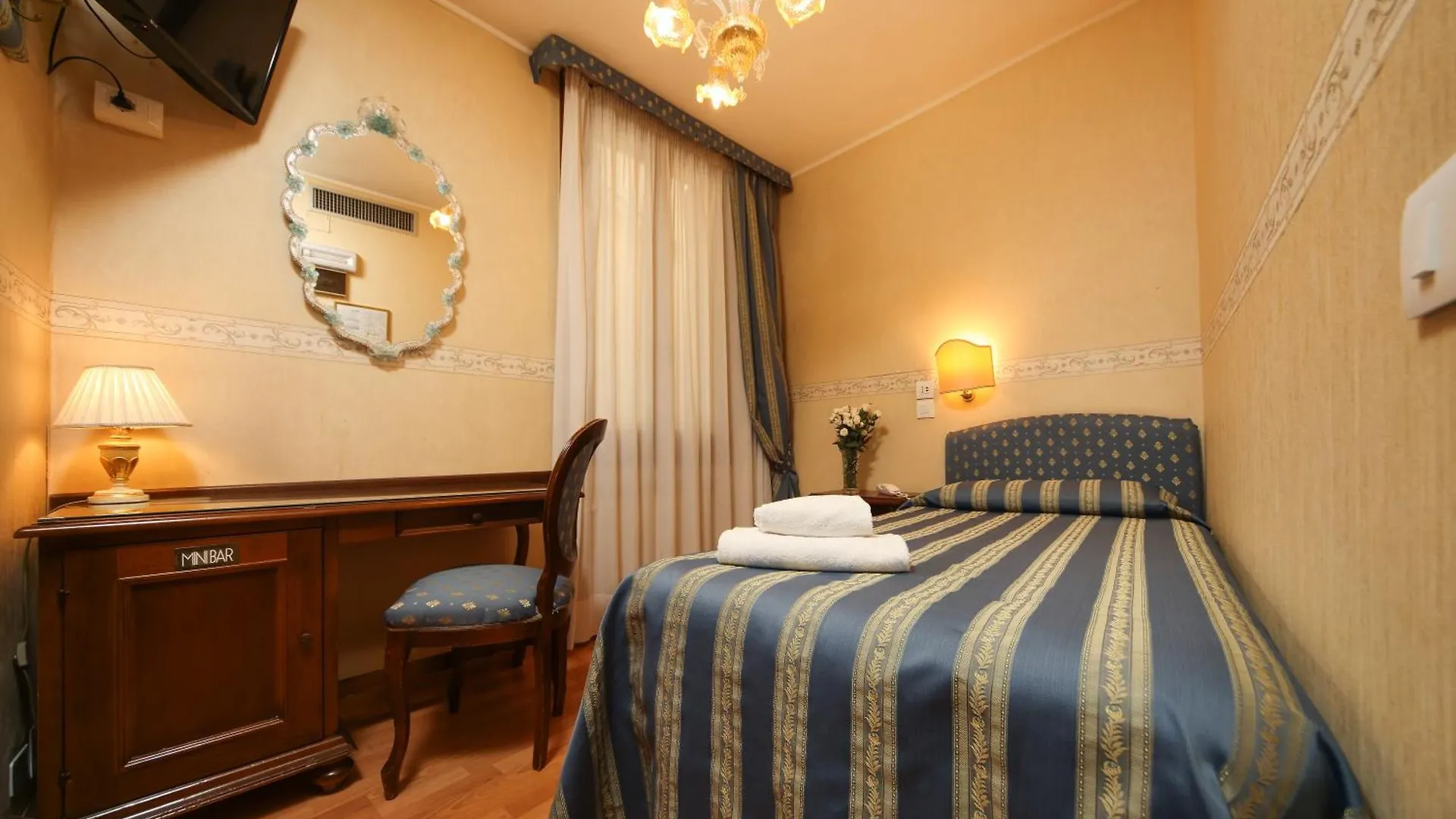 Hotel Da Bruno Venedig 3*,