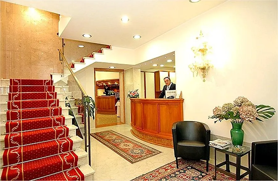 Hotel Da Bruno Venedik 3*,