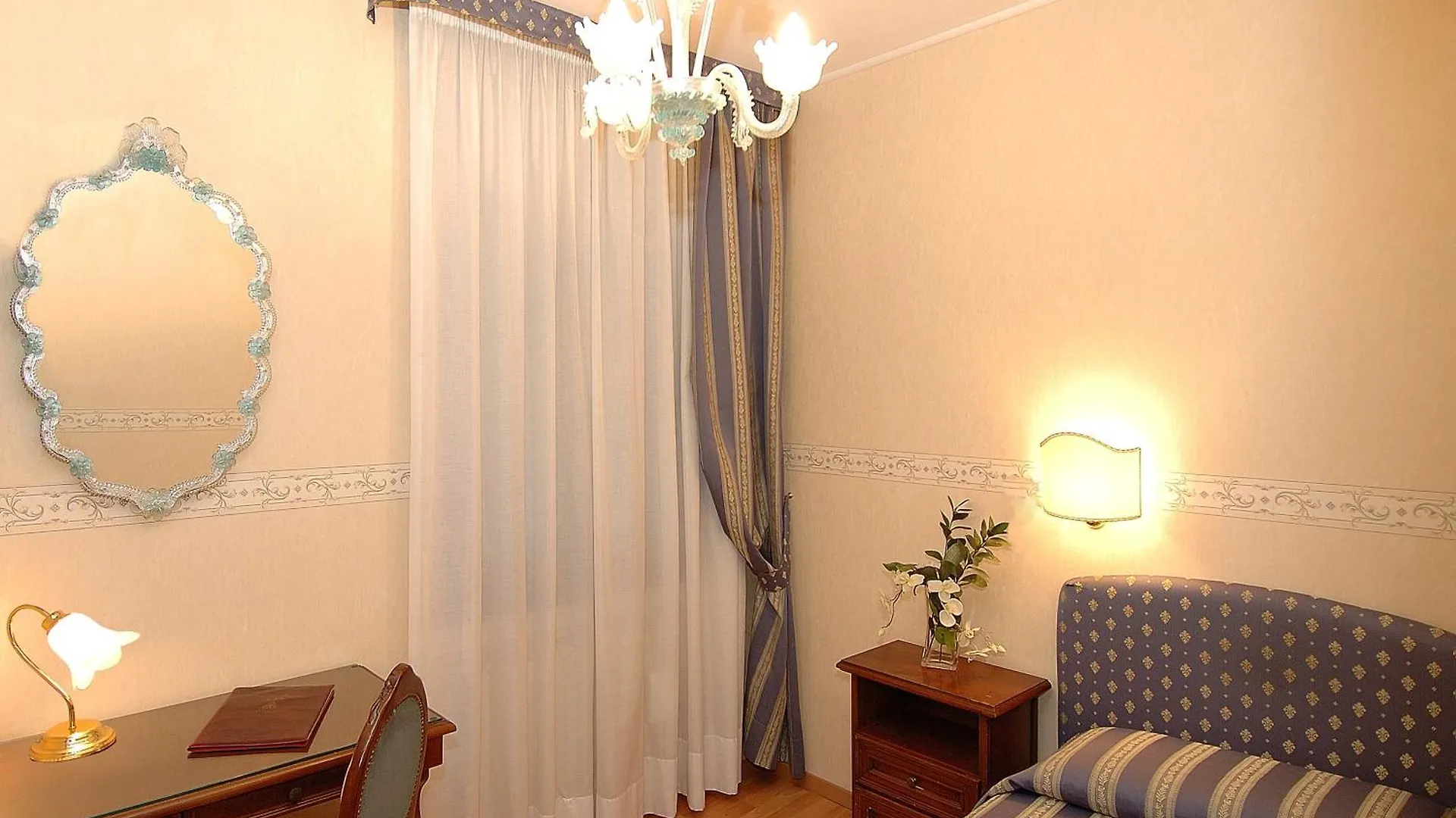 Hotel Da Bruno Venedik 3*,  İtalya