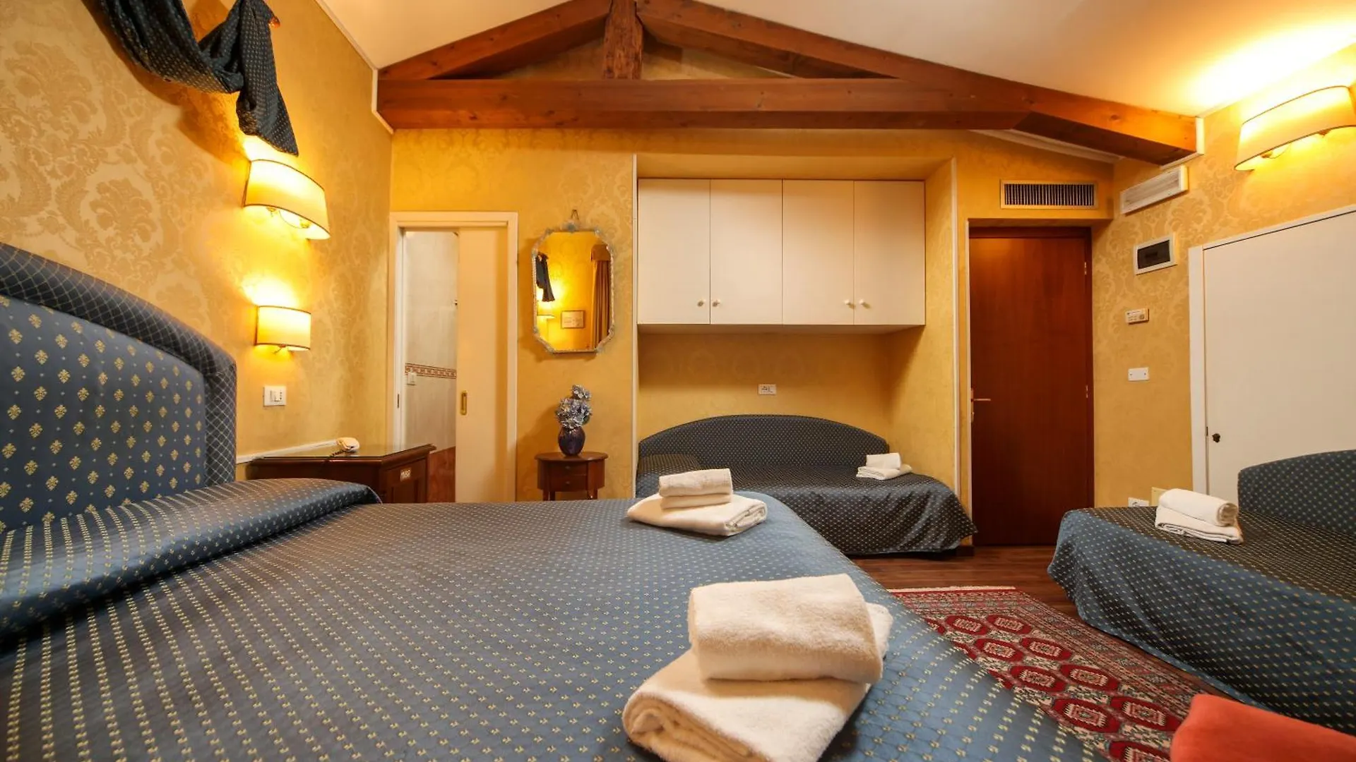 Hotel Da Bruno Venice 3*,  Italy